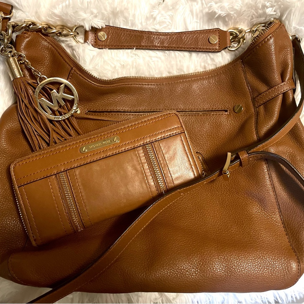 Michael Kors leather hobo crossbody bag